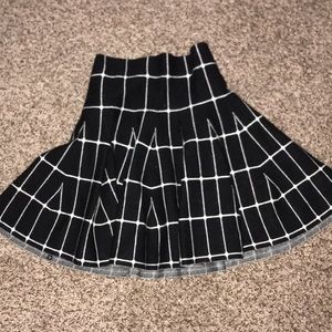 High waisted grid skirt